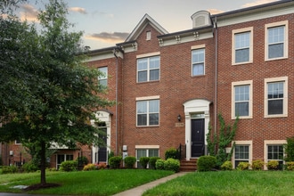 Building Photo - 13236 Tivoli Lake Blvd