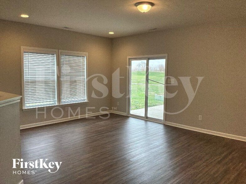 Building Photo - 221 St Andrews Ave