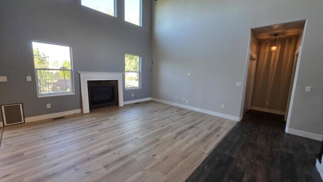 Building Photo - 2744 W 3375 N