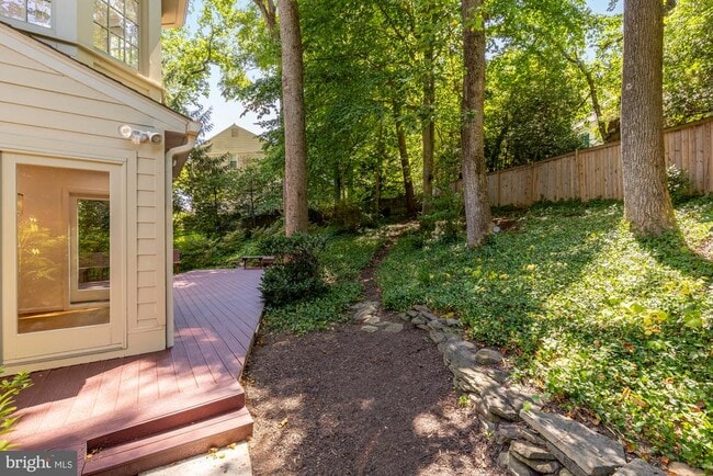 Building Photo - 1318 Round Oak Ct