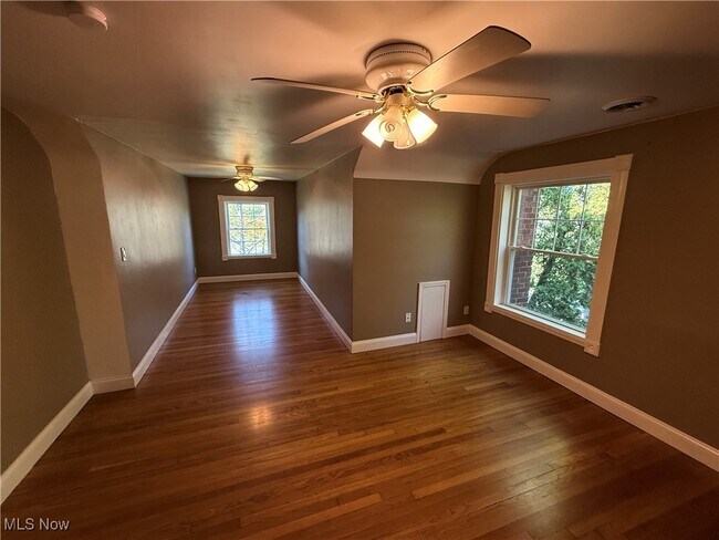 Building Photo - 30871 Lorain Rd