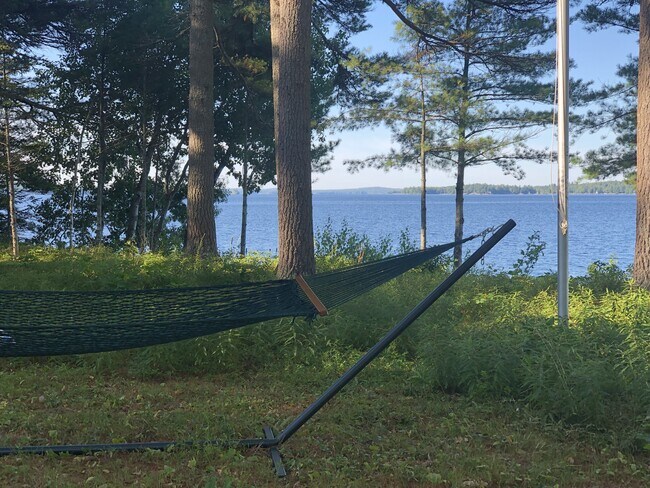 Building Photo - 1140 Roosevelt Trail