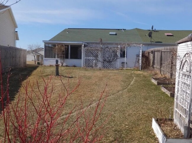 Building Photo - 5712 Bishops Blvd