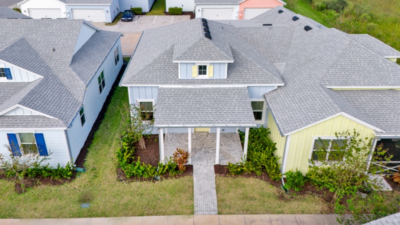 Building Photo - 513 High Tide Ln