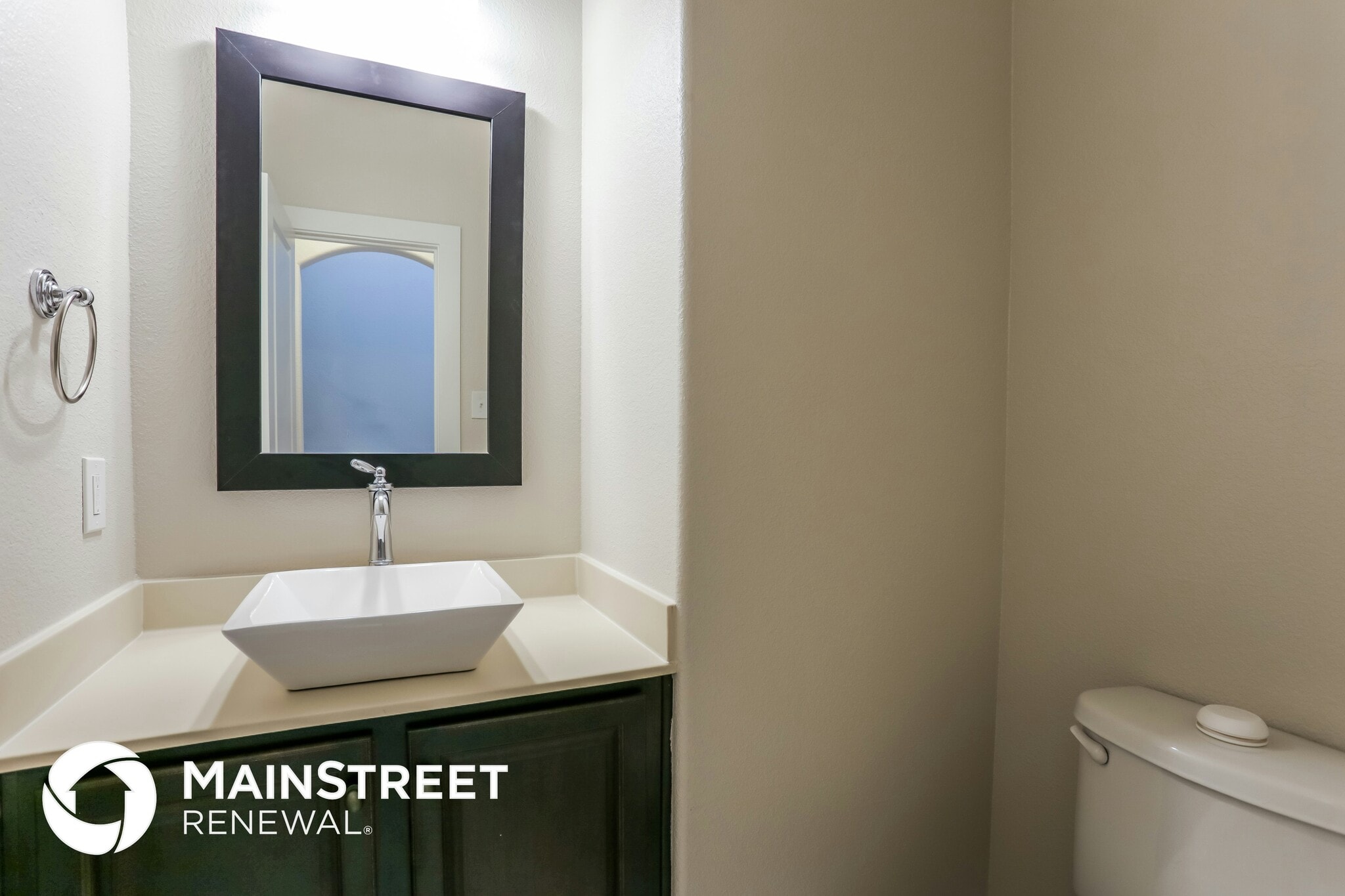 Building Photo - 1007 Brook Forest Ln