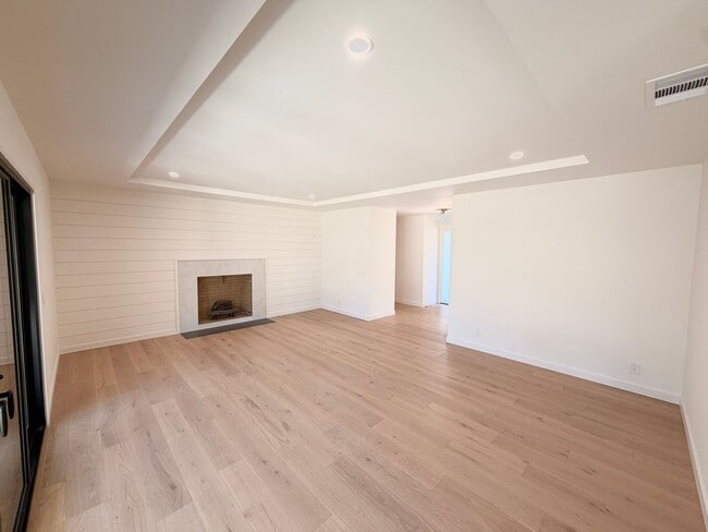 Building Photo - This premier 4-bed, 3-bath estate spans 2,565 sq. ft. on a 10,253 sq. ft. lot in North Los Altos.