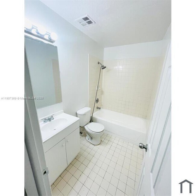 Building Photo - 13993 SW 280th Terrace