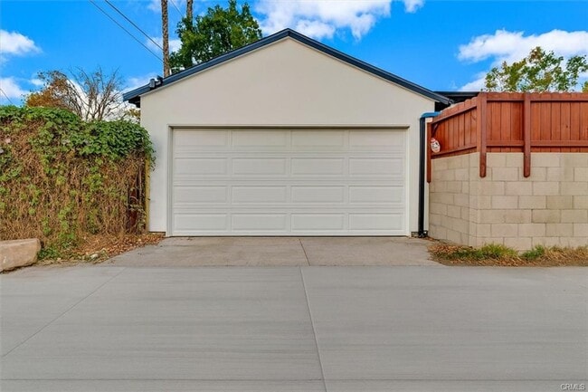 Building Photo - 22136 Gilmore St