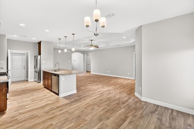 Building Photo - 2214 Cuarzo Dr