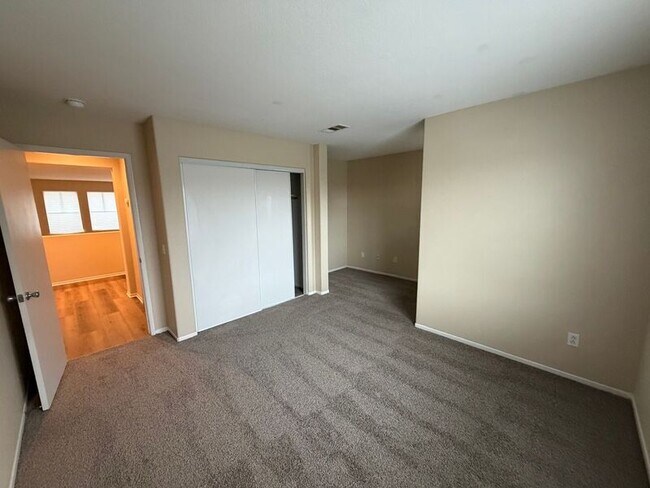 Building Photo - 32240 Orange Blossom Dr