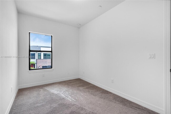 Building Photo - 8353 NW 7th Pl