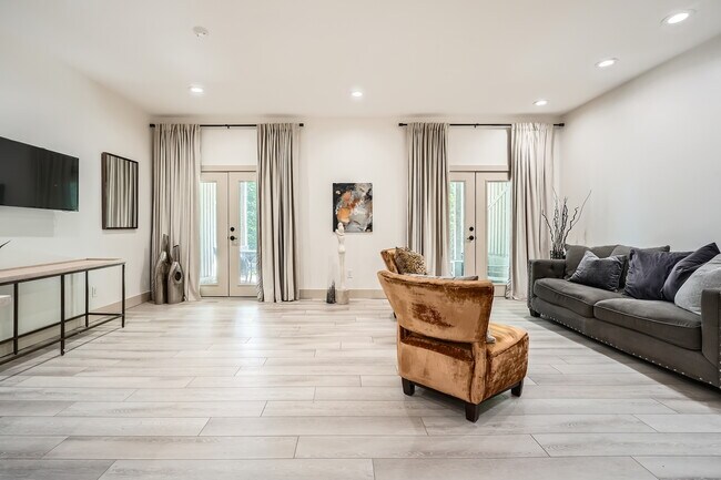 Building Photo - 1204 Druid Knoll Dr NE