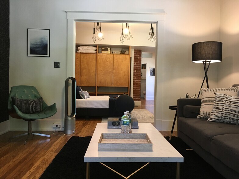 Living Room - 2012 Harbert Ave