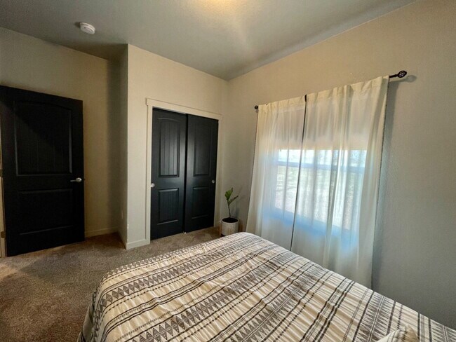 Building Photo - Stunning 3-Bed Ranch with 3-Car Garage & RV Parking in Pueblo West