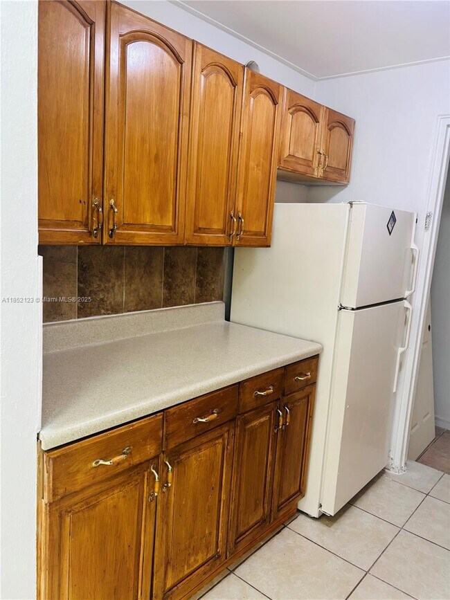 Building Photo - 15445 Hayes Ln
