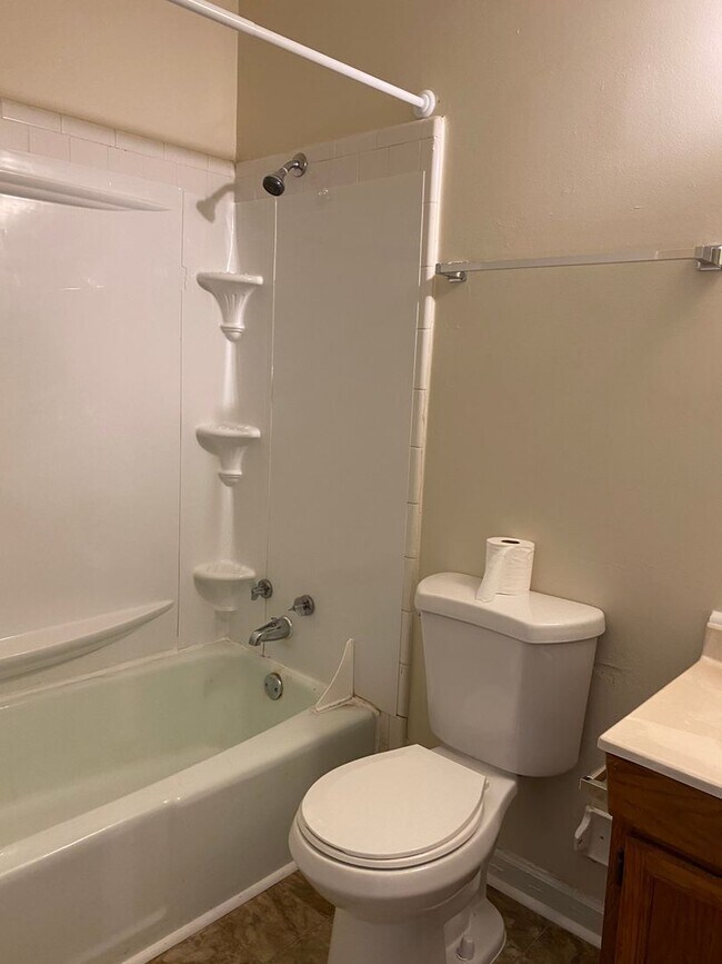 Building Photo - SCH1116