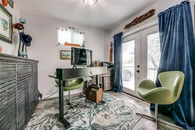 Building Photo - 407 E Broad St