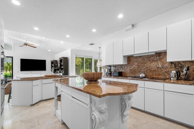 Building Photo - 11839 Maidstone Dr