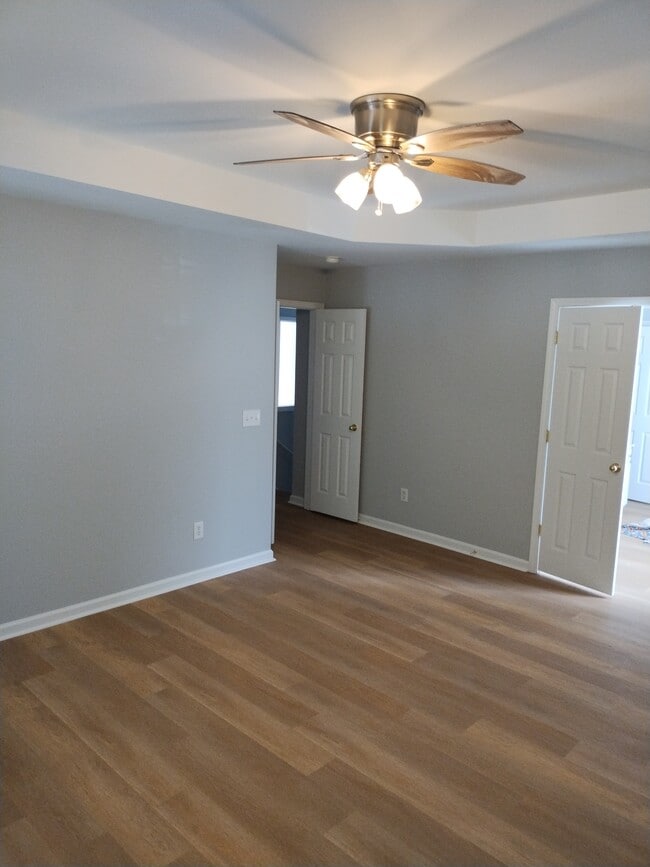 Building Photo - 1519 Michelle Dr