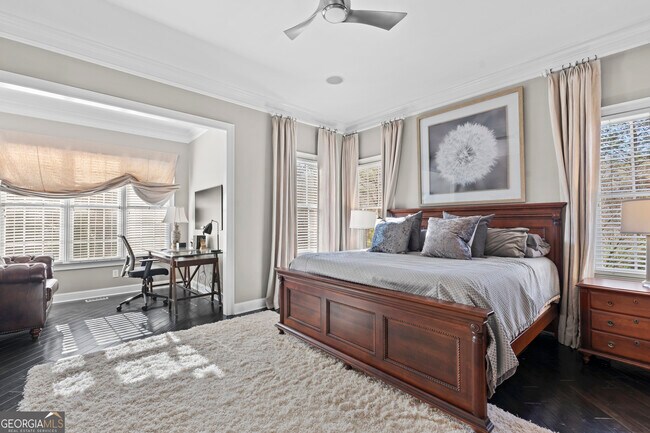 Building Photo - 102 N Cove Dr