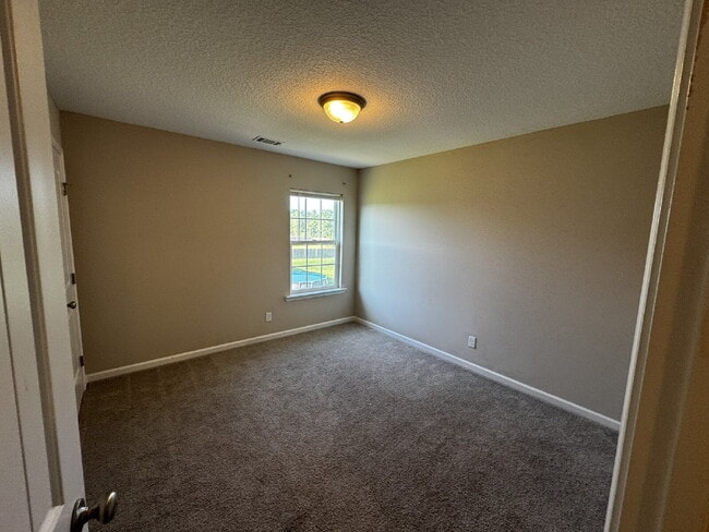 Building Photo - Home for Rent
