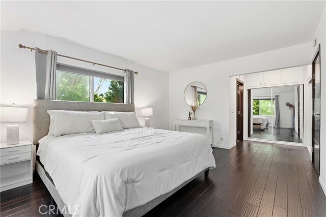 Building Photo - 5836 Winnetka Ave