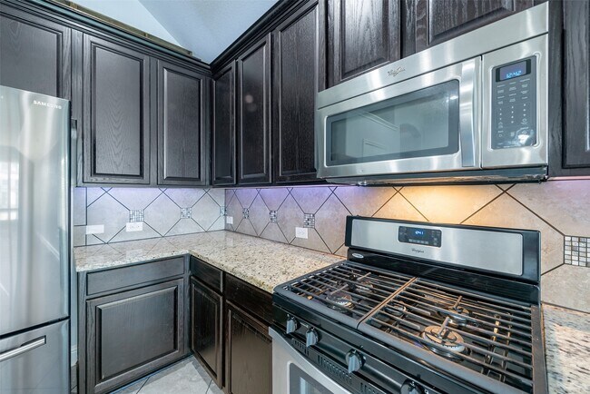 Building Photo - 1908 Rushing Meadow Ln