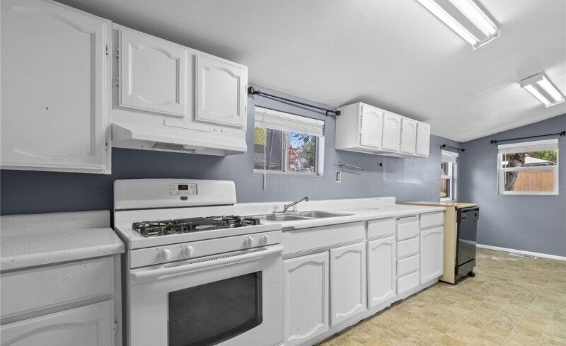 Building Photo - 1810 8th St