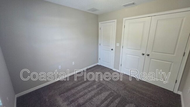 Building Photo - 2203 E 23rd Ave