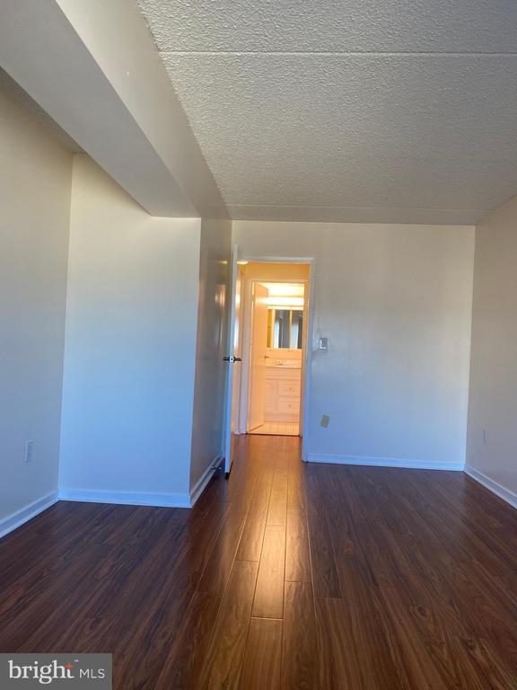 Building Photo - 200 Lombard St