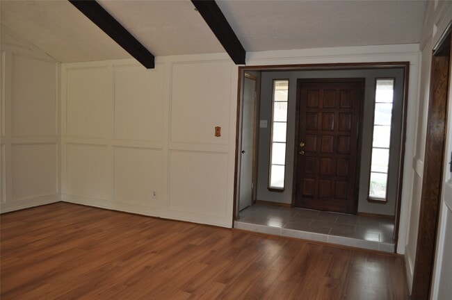 Building Photo - 22411 Merrymount Dr