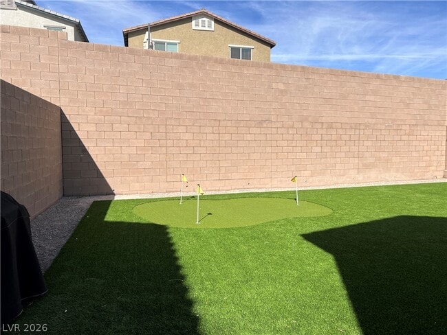 Building Photo - 10748 Wild Poppy Ave