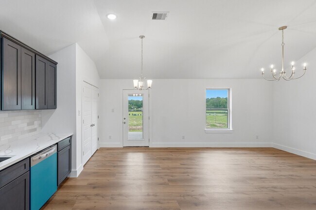Building Photo - 13146 Lake Conroe Bay Rd
