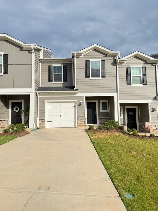Building Photo - 5530 Worrell Wy