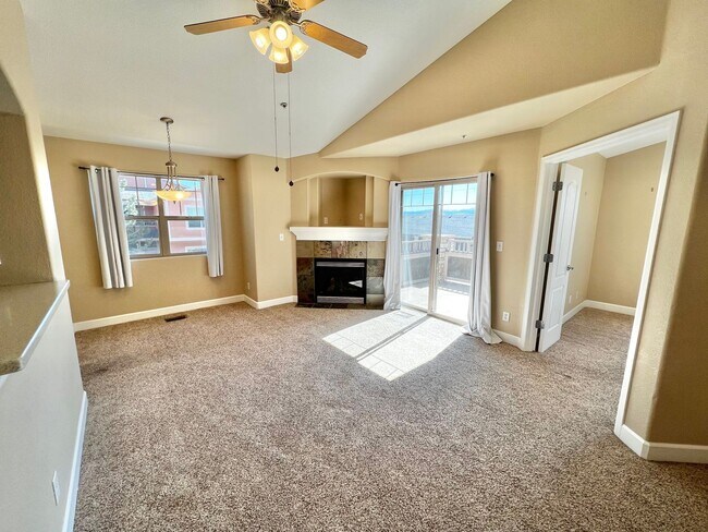 Building Photo - 4101 Crittenton Ln