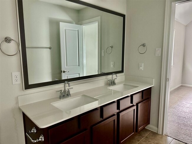 Building Photo - 2218 Briarstone Bluff Crossing