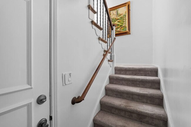 Building Photo - 145-147-147 Stanyan St