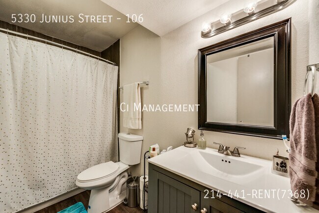 Building Photo - 5330 Junius St