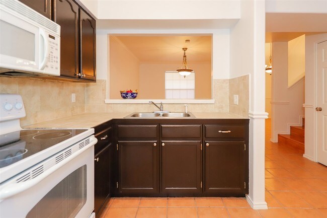 Building Photo - 8710 McPherson Rd