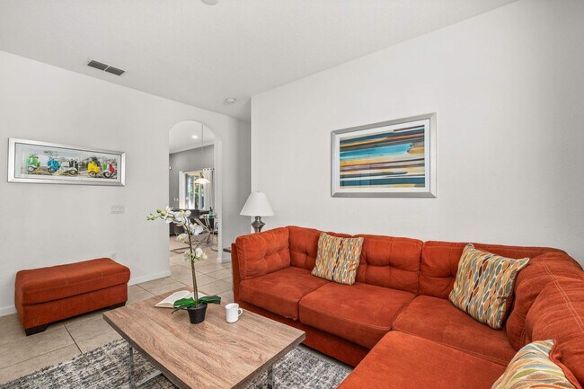 Building Photo - 4140 Oak Tree Dr