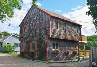 Building Photo - 334 Granite St