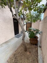 18415 Tuba - 18417 Tuba St