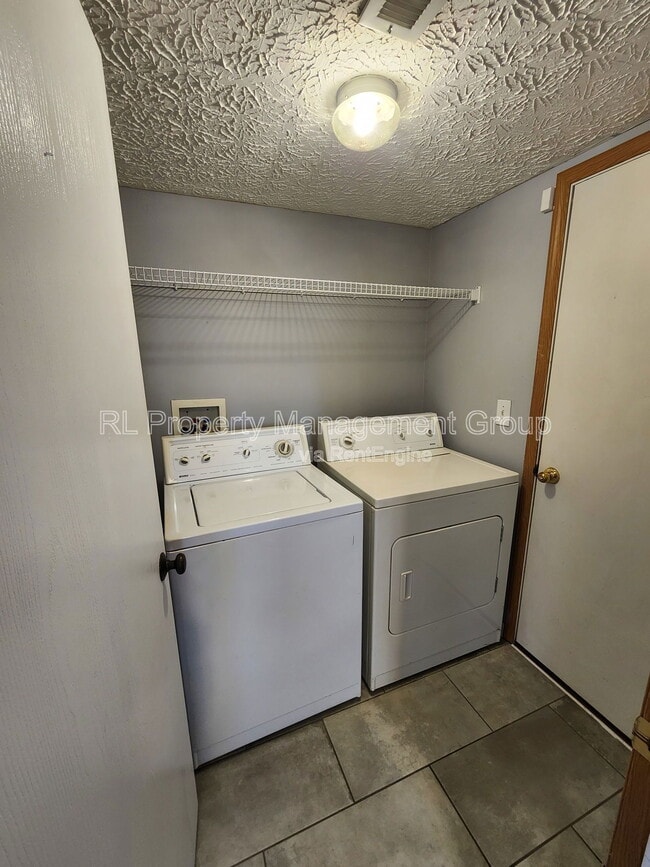 Building Photo - 1536 Magoffin Ave