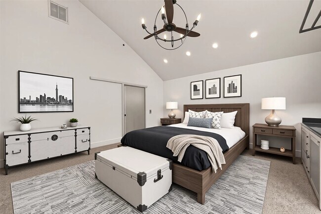 Building Photo - 6014 Fairdale Ln