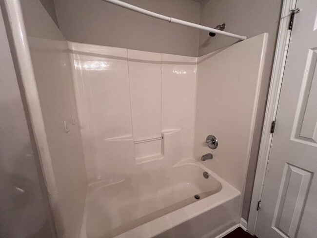 Building Photo - End Unit in Gables at Wingfield - Priced t...