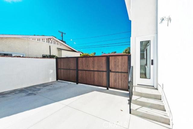 Building Photo - 545 N Olive St