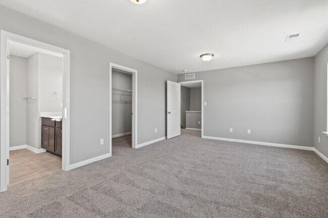 Building Photo - 158 Landry Ln