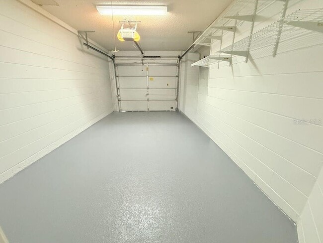 Building Photo - 109 Lakepointe Cir