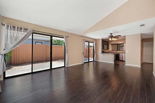 Building Photo - Unique Opportunity!