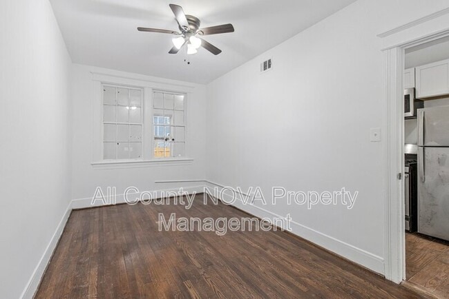 Building Photo - 1719 West Virginia Ave NE